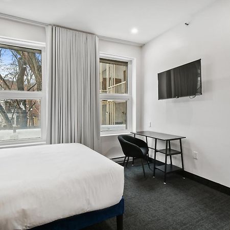 Lift Hotel Montreal Luaran gambar