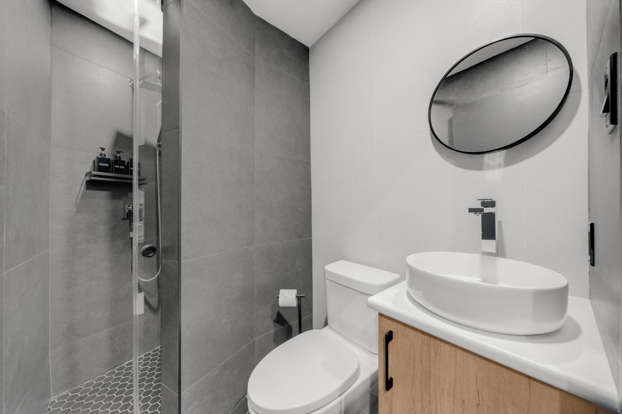 Lift Hotel Montreal Luaran gambar