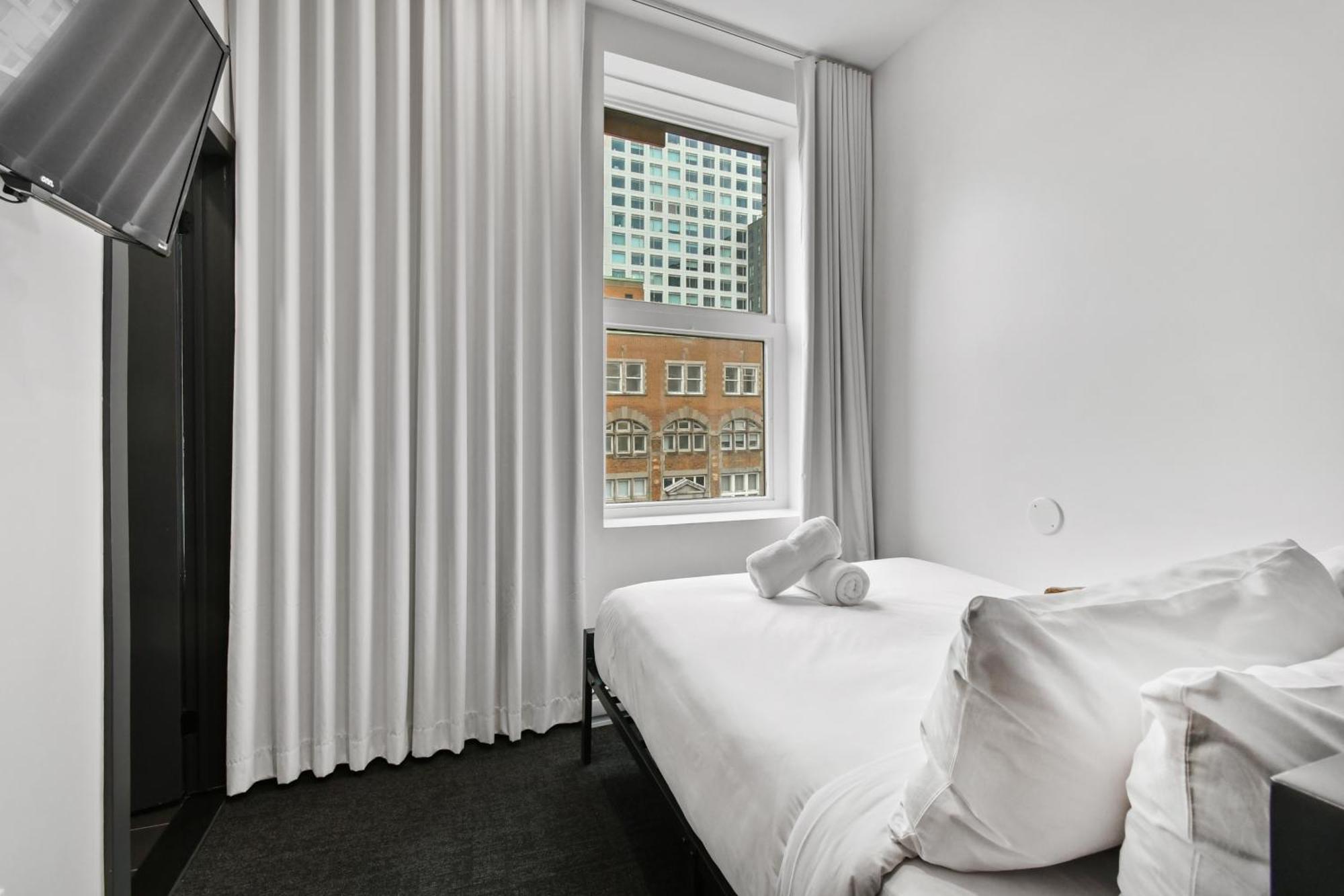 Lift Hotel Montreal Luaran gambar
