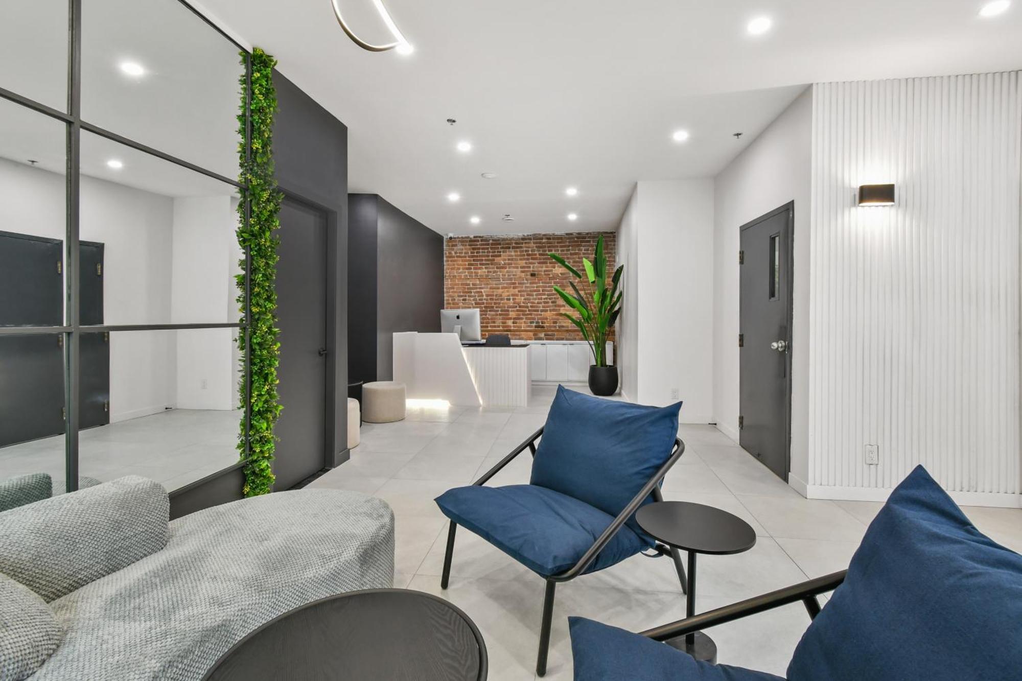 Lift Hotel Montreal Luaran gambar