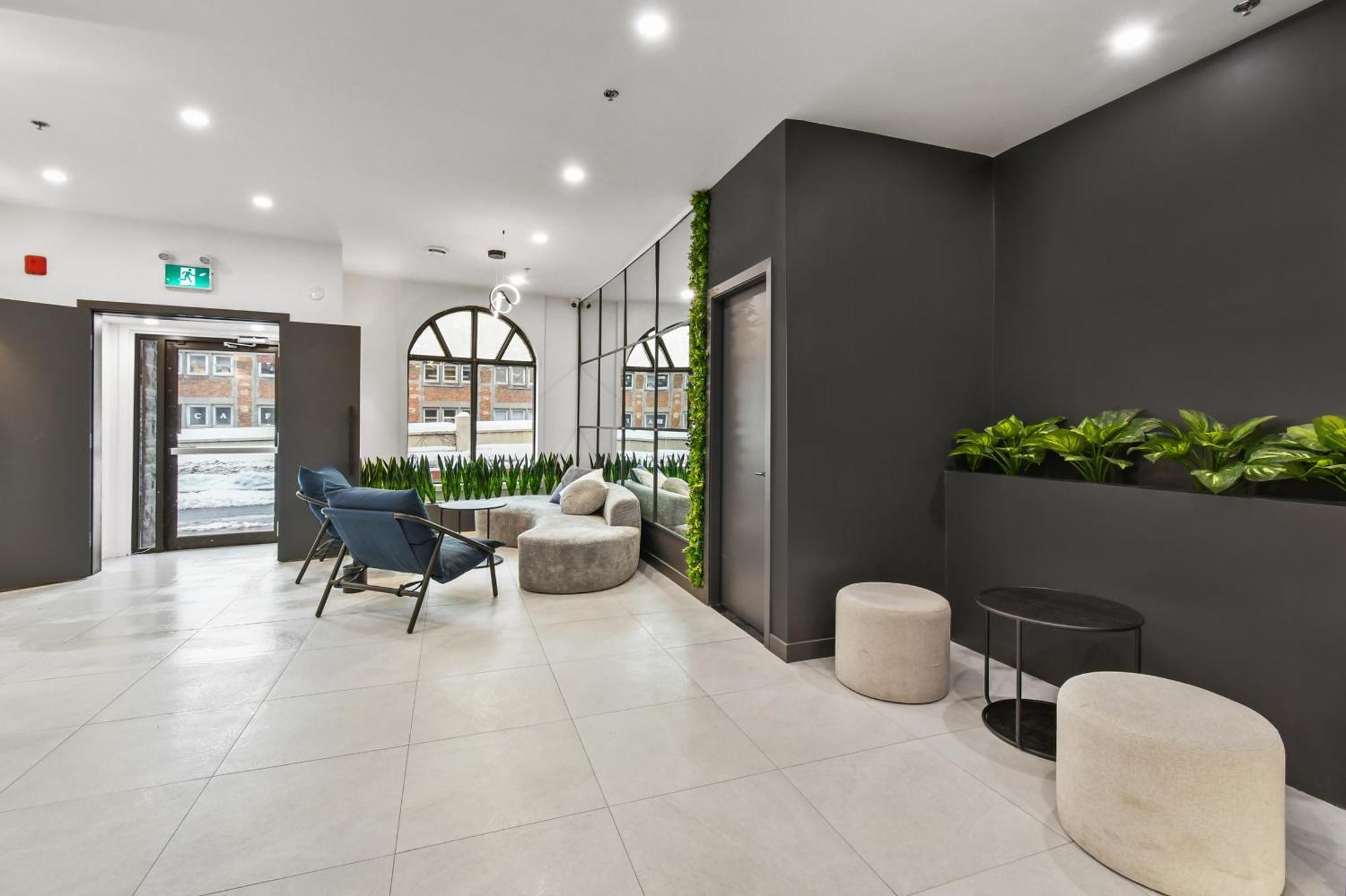 Lift Hotel Montreal Luaran gambar
